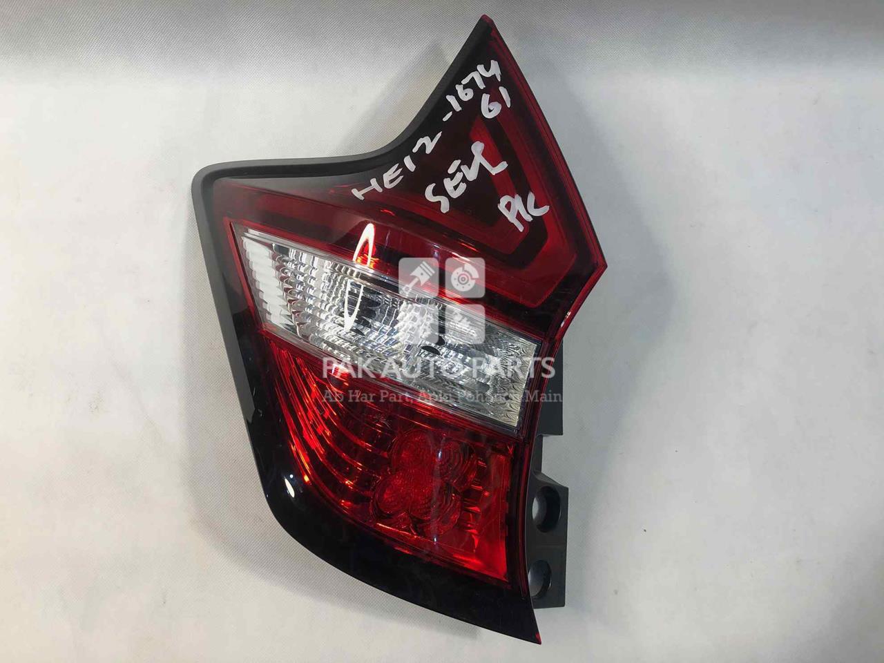 Picture of Nissan Note 2018 Tail Light (Backlight)