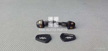 Picture of Suzuki Mehran Universal Wiper Nozzle