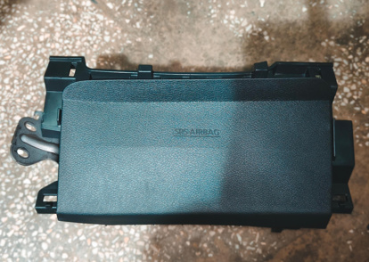 Picture of Nissan Note E13 2020 Knee Airbag