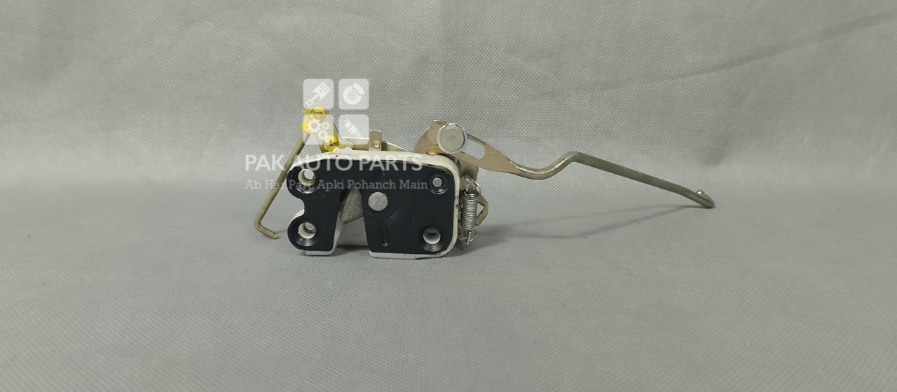Picture of Suzuki Mehran Door Latch