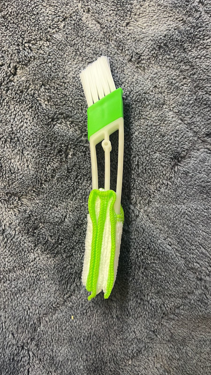 Picture of Car 3 in 1 Green Brush for AC Detailing
