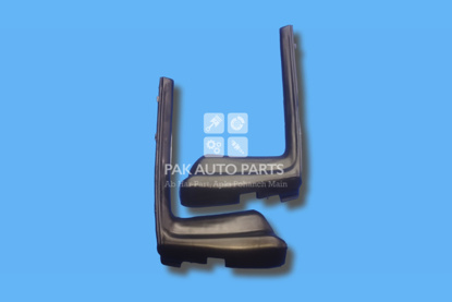 Picture of Toyota Vitz 2015-2018 Wiper Shield Corners Set