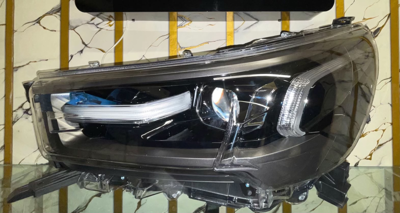 Picture of Toyota Hilux Rocco 2020-2025 Projector Headlight lamps